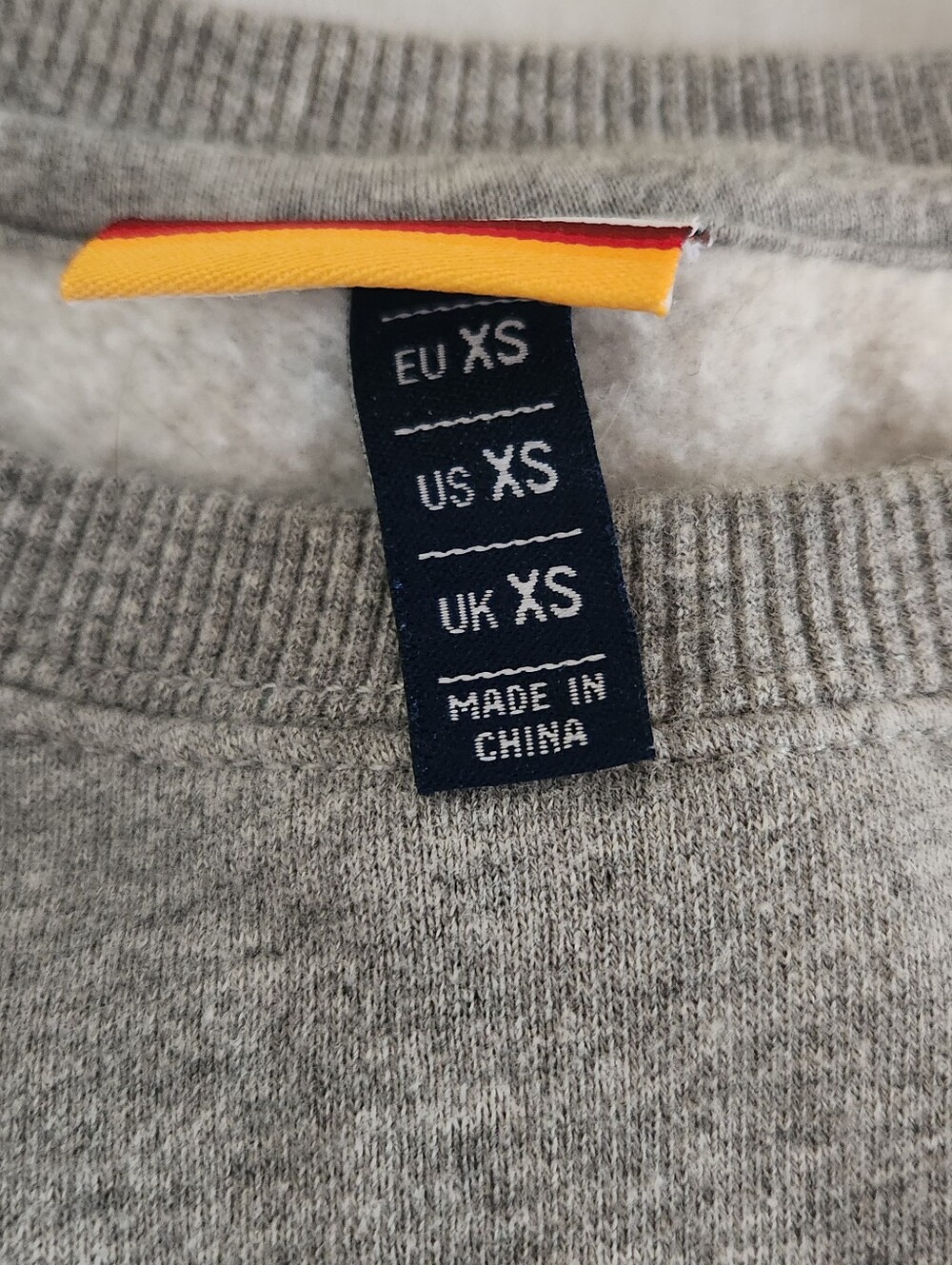 Ellesse Crew Neck - Picture 4 of 6